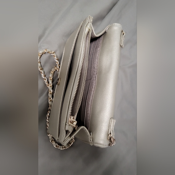 Bebe Golden Shoulder Bag - Picture 3 of 4